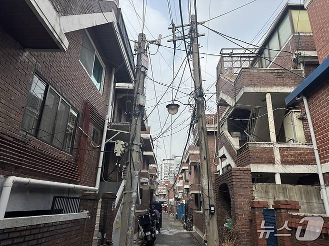 5일 방문한 '성수전략정비구역4지구' 내 빌라 밀집 지역. 2026.2.5/뉴스1 ⓒ News1 윤주현 기자