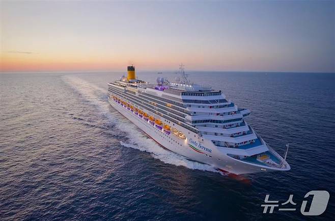 11만4000톤 급 대형 크루즈 '코스타 세레나' 호 모습. 이탈리아 국적 선박이다. (팬스타그룹 제공. 재판매 및 DB금지)