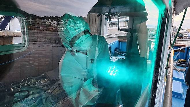 경찰청이 주관한 지문감정관 자격시험에 합격한 남해지방해경청 소속 강민혜 경사. 해양경찰청