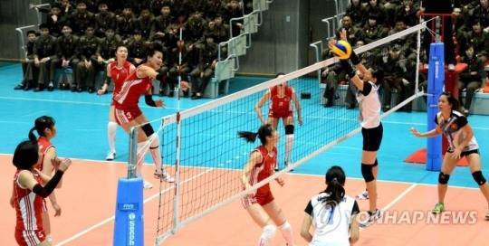 2020년 북한-베트남 여자배구 친선 경기 모습 [연합뉴스 자료사진]