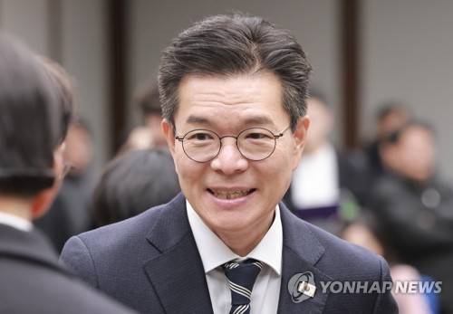 서울 시내버스 준공영제 정책토론회 참석하는 정원오 성동구청장 [연합뉴스 자료제공]