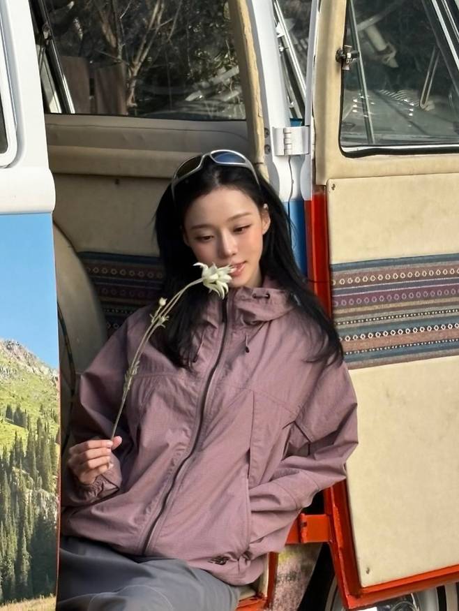 사진 = 윈터 인스타그램