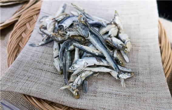 지난 3일 미국 건강매체 ‘리얼심플(Real Simple)’은 일상 속에서 콜라겐을 보충할 수 있는 식품을 소개했다./사진=클립아트코리아