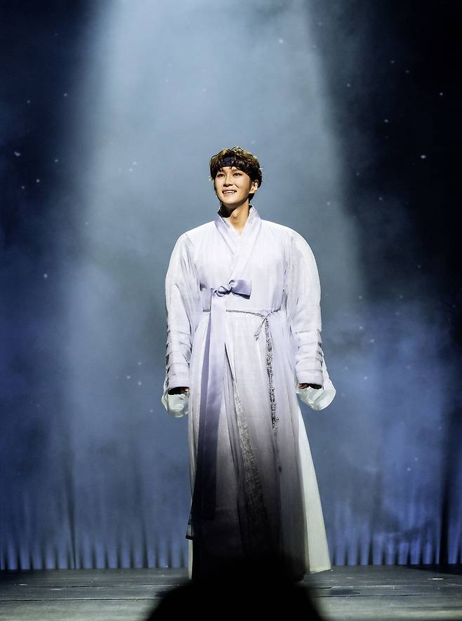 ‘한복 입은 남자’의 영실 역 박은태. [사진 각 제작사]