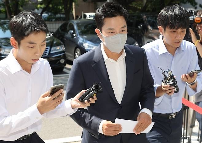 안성현(중앙). 사진|연합뉴스