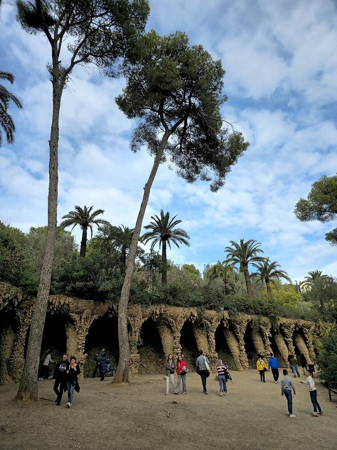 구엘 공원 회랑.