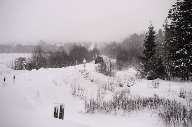 겨울은 마음껏 쓸쓸해하기 좋다. 사진은 시베리아 횡단열차에서 만난 풍경. ⓒ시사IN 조남진