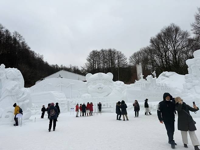 태백산 눈축제 대형 눈조각 전시 / 사진= 문서연 여행+ 기자