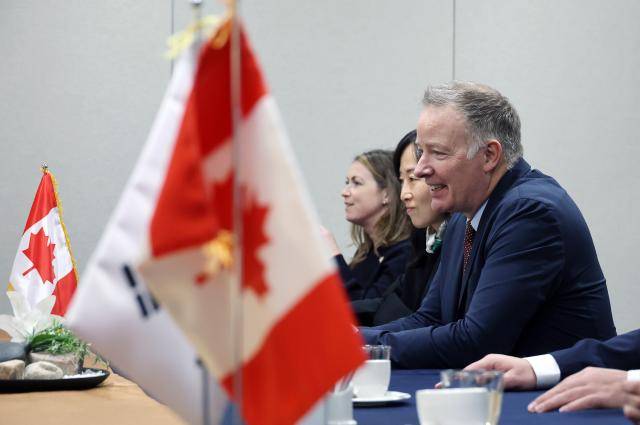 인사말하는 스티븐 퓨어 캐나다 국방조달 특임장관. [사진=연합뉴스]