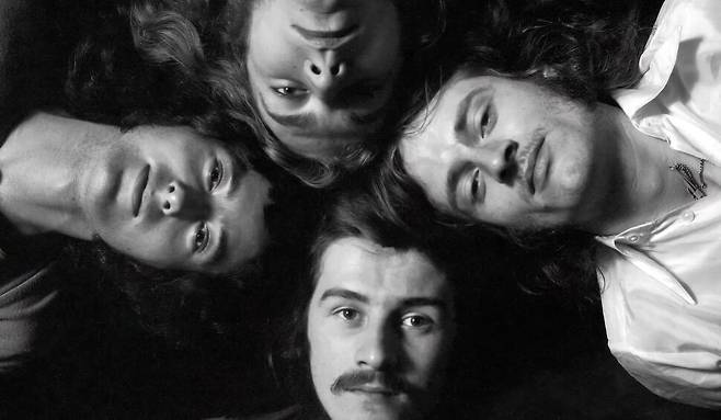 ‘레드 제플린의 탄생’ 트레일러. 지미 페이지(왼쪽부터 시계방향으로), 로버트 플랜트, 존 폴 존스, 존 보넘. 소니픽처스클래식 유튜브 갈무리