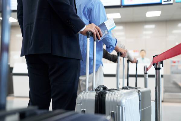 ▲ 공항에서 출국하는 사람. 사진=gettyimagesbank