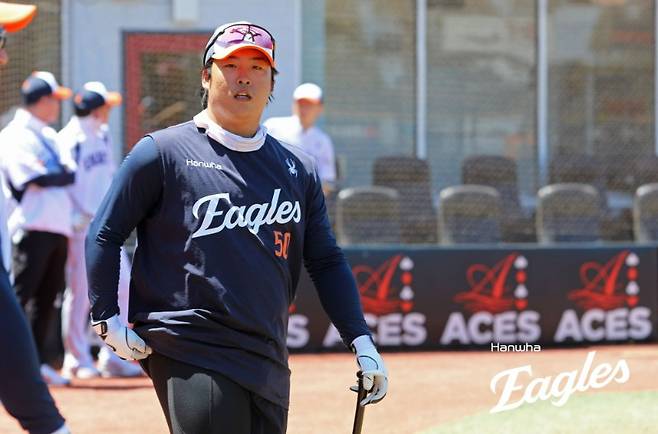 ▲ 만약 강백호가 코너 외야 수비력에서 합격점을 받는다면, 한화는 만약의 사태에 대비해 문현빈을 중견수로 실험할 수 있다는 구상이다 ⓒ한화이글스