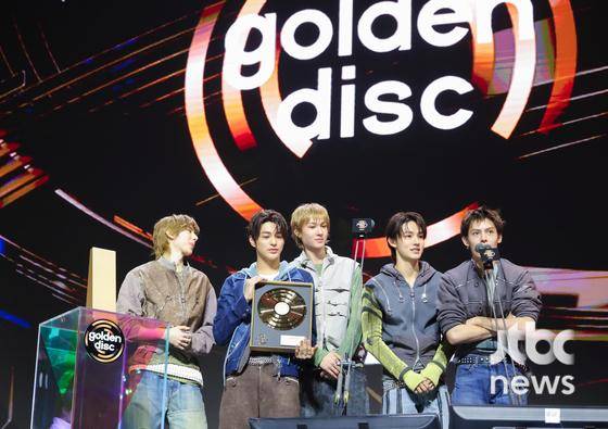 '제40회 골든디스크어워즈 with 업비트' 신인상 코르티스. 특별취재반 / 2026.01.10/