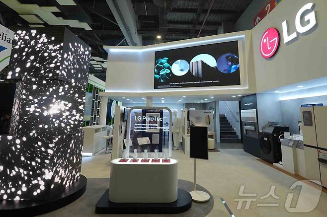 지난 5일부터 10일까지 인도 뉴델리에서 열리는 인도 최대 규모의 산업 소재 박람회 ‘플라스트인디아’ LG전자 전시관의 모습. (LG전자 제공. 재판매 및 DB 금지) 2026.2.5 ⓒ 뉴스1