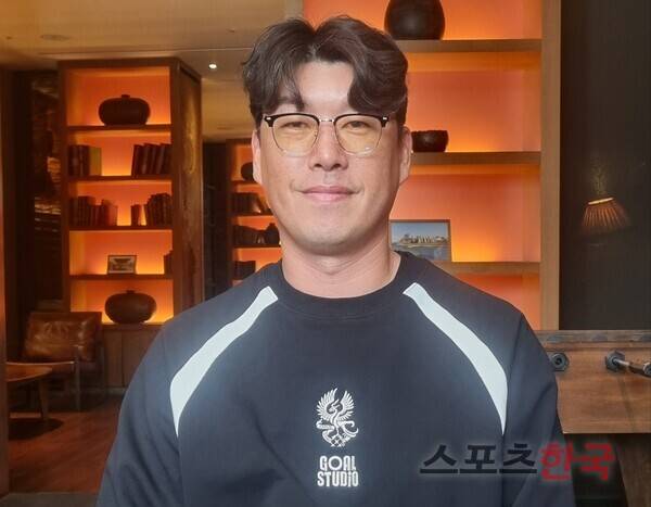 과거 수석코치를 지냈던 광주FC에서 프로 사령탑 데뷔를 앞둔 이정규 감독. ⓒ스포츠한국 김성수 기자