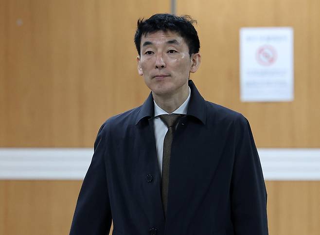 김용현 전 국방부 장관 변호인 이하상 변호사가 지난해 3월 27일 오전 서울 서초구 서울중앙지방법원에서 열린 김 전 장관의 내란 혐의 2차 공판에 출석하고 있다. 뉴시스