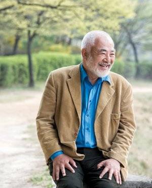 돌을 생명으로 보던 그 마음, AI 시대에 되찾아야