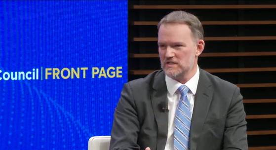 트럼프 미국 행정부의 무역 정책을 총괄하는 제이미슨 그리어 미국 무역대표부(USTR) 대표는 10일(현지시간) 애틀랜틱 카운슬이 주최한 대담에서 연방대법원이 관세 부과를 위법이라고 결정하더라도 “대체 수단을 통해 관세 수입을 그대로 유지할 수 있다”고 말했다. 애틀랜틱 카운슬 홈페이지