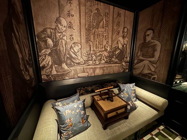 찬두 스피크이지바의 내부. 싱가포르=류재도.