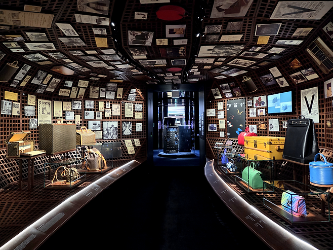 서울 중구 신세계백화점 본점 더 리저브에 마련된 ‘루이비통 비저너리 저니 서울’ [김혜진 기자]