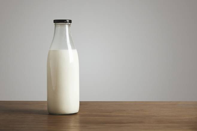 바쁜 아침, 나를 위해 투자하는 3분은 건강한 노후를 위한 가장 확실한 보험을 드는 것과 뜻이 같다. freepik 제공