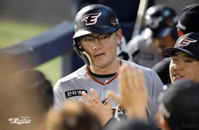 한화 이글스 시절의 이성열. 그는 장타력을 가진 스위치 히터로 프로 입단 당시 많은 구단의 주목을 받았다. 한화 이글스 제공