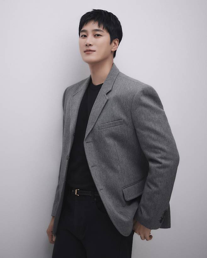 에이엠엔터테인먼트 제공