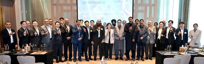 경북도는 2일부터 9일까지 아랍에미리트(UAE) 두바이와 폴란드를 방문해 투자 협력 일정을 진행했다. ⓒ경북도 제공 