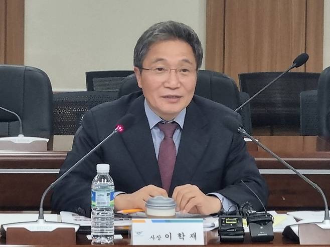 이학재 인천국제공항공사 사장이 16일 오전 인천 중구 공항청사에서 열린 기자간담회에서 발언하고 있다. 2025.12.16/뉴스1