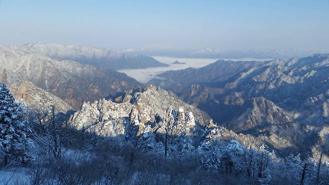 Seoraksan National Park in Gangwon Province (Korea National Park Service)