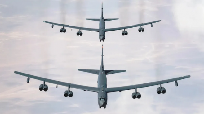 미 공군이 운용 중인 B-52H 전략폭격기 자료사진