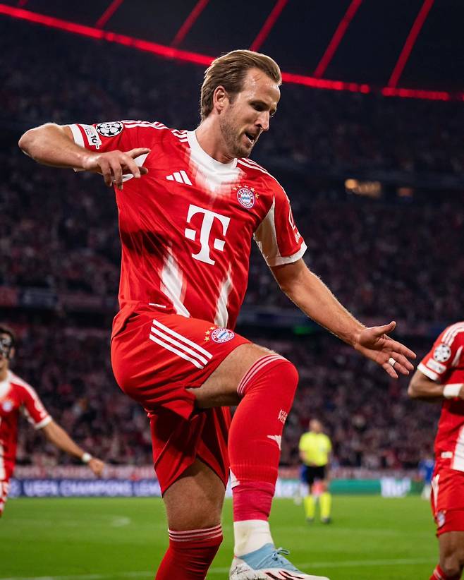 토트넘 영웅이자 전 주장 해리 케인은 바이에른 뮌헨과 재계약 협상을 시작했다. 사진출처|바이에른 뮌헨 페이스북