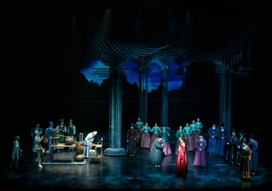 뮤지컬 '한복 입은 남자' 한 장면. EMK뮤지컬컴퍼니 제공.