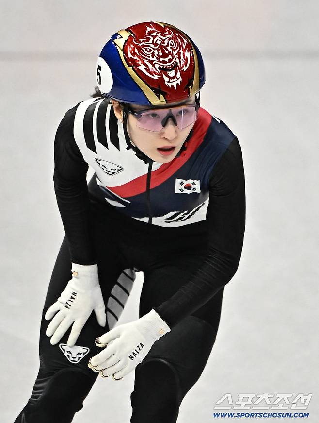13일(한국시간) 이탈리아 밀라노 아이스스케이팅 아레나에서 쇼트트랙 여자 500m 경기. 파이널B 경기를 마친 최민정. 밀라노(이탈리아)=송정헌 기자songs@sportschosun.com/2026.02.13/