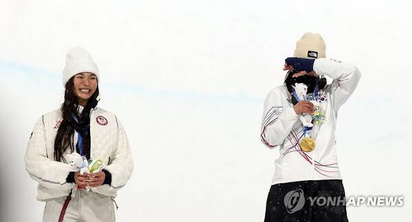 클로이 김(왼쪽), 최가온. ⓒ연합뉴스