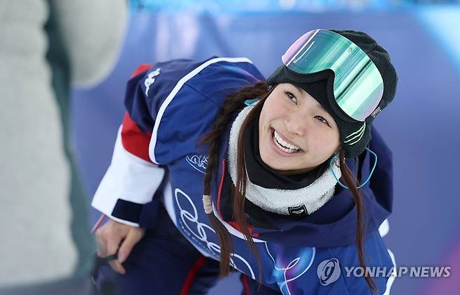 1차전 마치고 환하게 웃는 클로이 김.연합뉴스
