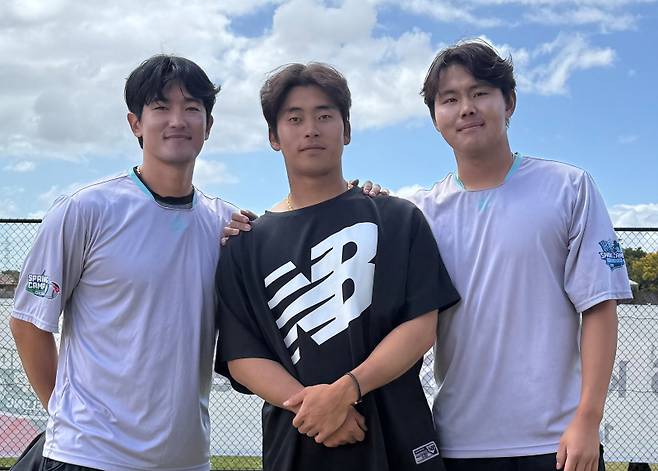 왼쪽부터 2026 WBC 야구 대표팀에 뽑힌 고영표, 박영현, 소형준. 사진=구단 제공