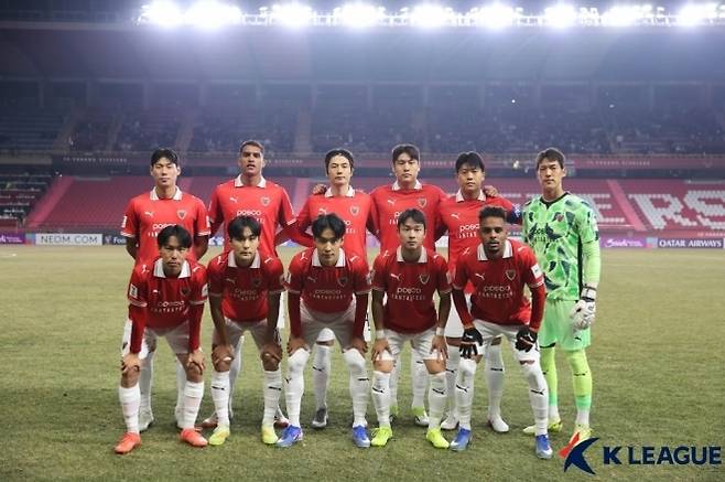 2월 12일 감바 오사카전에 선발 출전한 포항 스틸러스 선수들. 사진=한국프로축구연맹