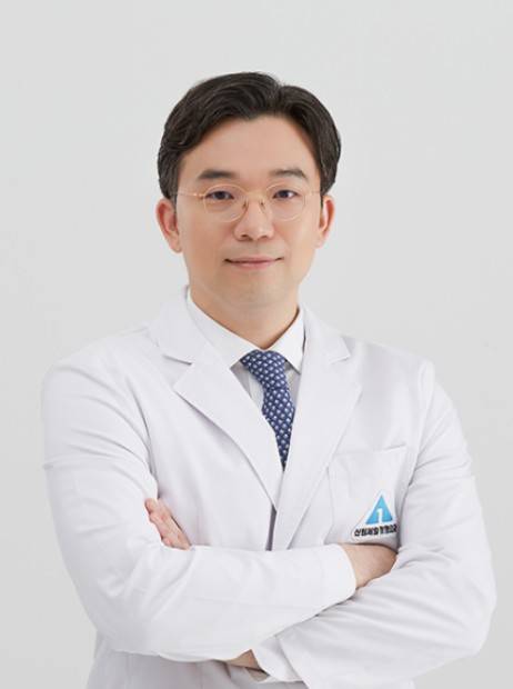 허영재 원장｜출처: 신림제일정형외과의원