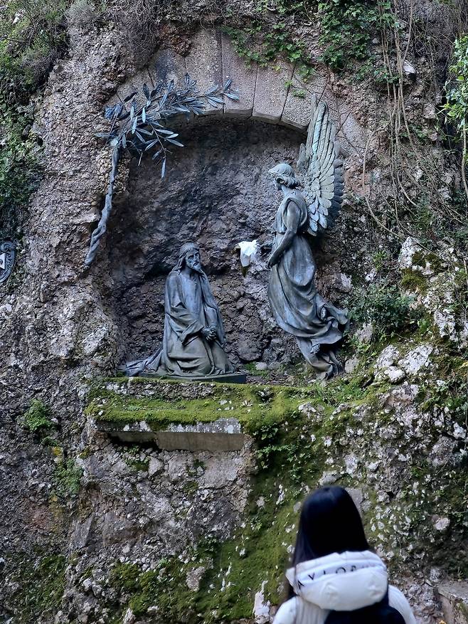 로사리오 기도의 길.