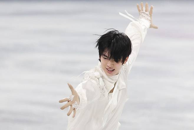 ▲ 차준환은 14일 이탈리아 밀라노 아이스스케이팅 아레나에서 열린 2026 밀라노·코르티나 동계올림픽 피겨스케이팅 남자 싱글 프리스케이팅에서 기술점수(TES) 95.16점, 예술점수(PCS) 87.04점, 감점 1점을 묶어 181.20점을 기록했다. 쇼트 프로그램 92.72점을 합한 총점 273.92점으로 최종 4위에 자리했다. ⓒ연합뉴스