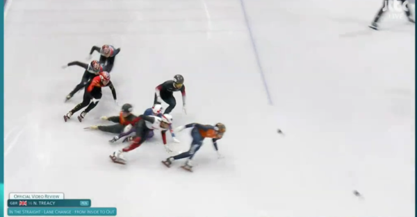 1500m 결승서 넘어지는 중국 선수들. ⓒJTBC