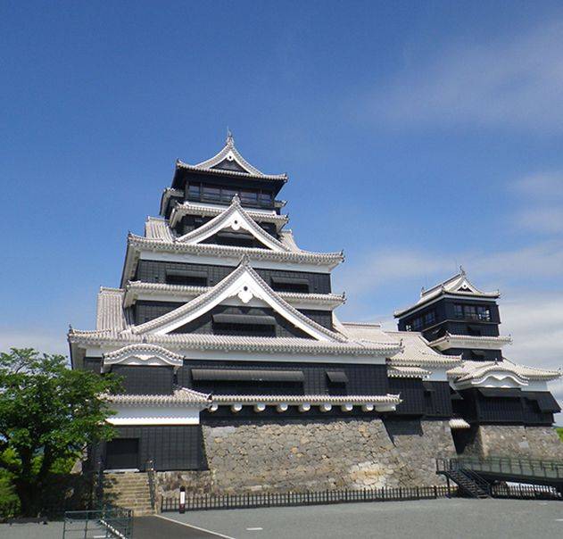 구마모토 천수각.