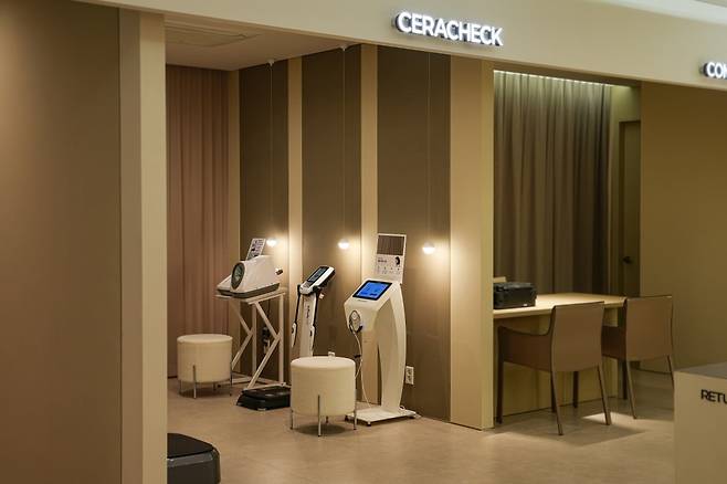 세라젬 웰카페·웰라운지 내 건강 상태를 확인해 볼 수 있는 세라체크 존. /제공=세라젬