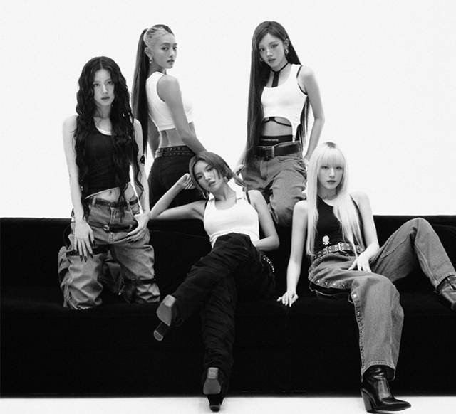 그룹 아이들은 최근 새 디지털 싱글 '모노'로 컴백했다. 큐브엔터테인먼트 제공