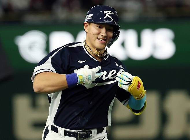 ▲ 지난해 11월 일본과 평가전에서 홈런을 치는 등 강한 인상을 남긴 안현민 ⓒ연합뉴스