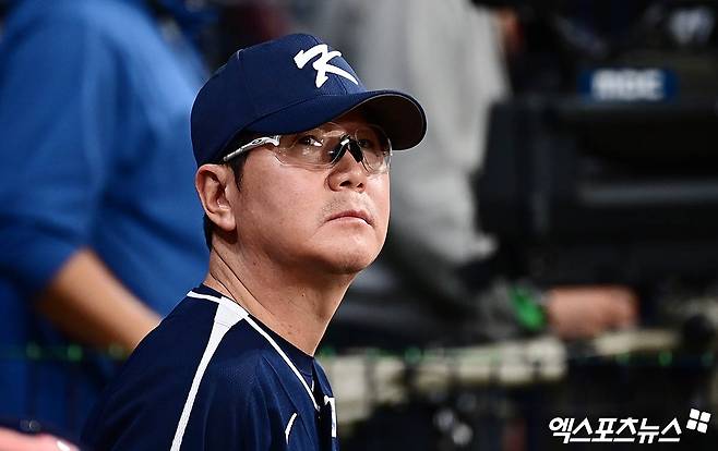 류지현 2026 월드베이스볼클래식(WBC) 국가대표팀 감독이 16일 일본 오키나와에서 시작된 첫 소집훈련에 앞서 원태인(삼성 라이온즈) 부상 이탈에 따른 유영찬(LG 트윈스) 대체 선수 발탁 배경을 밝혔다. 사진 엑스포츠뉴스 DB