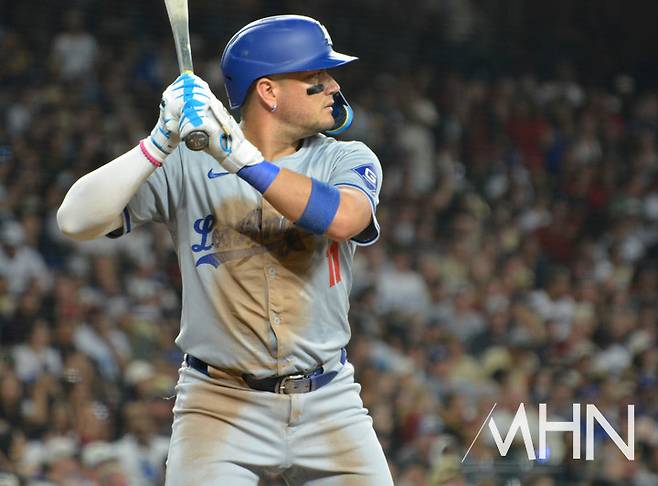 (다저스 베테랑 유틸리티맨 미겔 로하스)