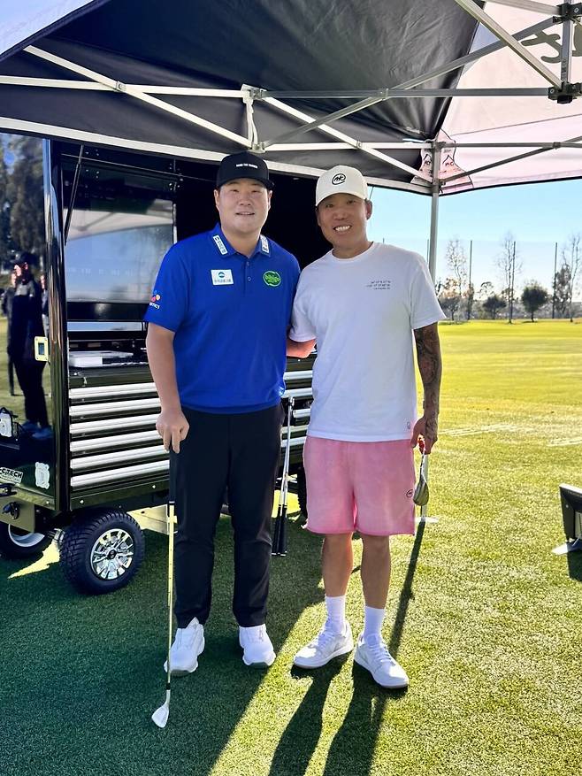 지난해 미국 캘리포니아주 TPI에서 만난 임성재와 앤서니 김. 램퍼트 심 제공