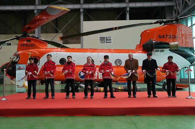 산림청이 지난달 도입한 시누크 헬기